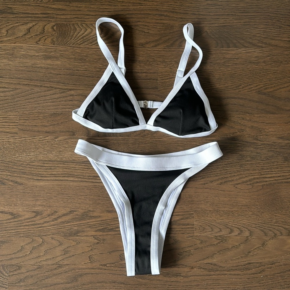 SHEIN Swim SPRTY Contrast Binding Triangle Thong Bikini Swimsuit